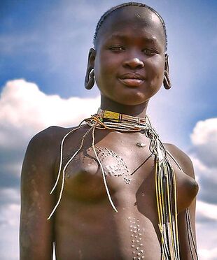 african young damsels bare